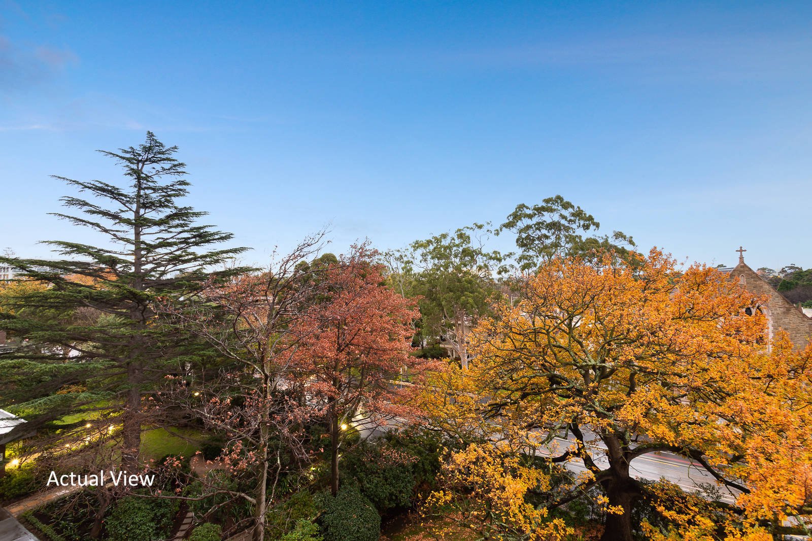 Property Gallery Thumbnail 6