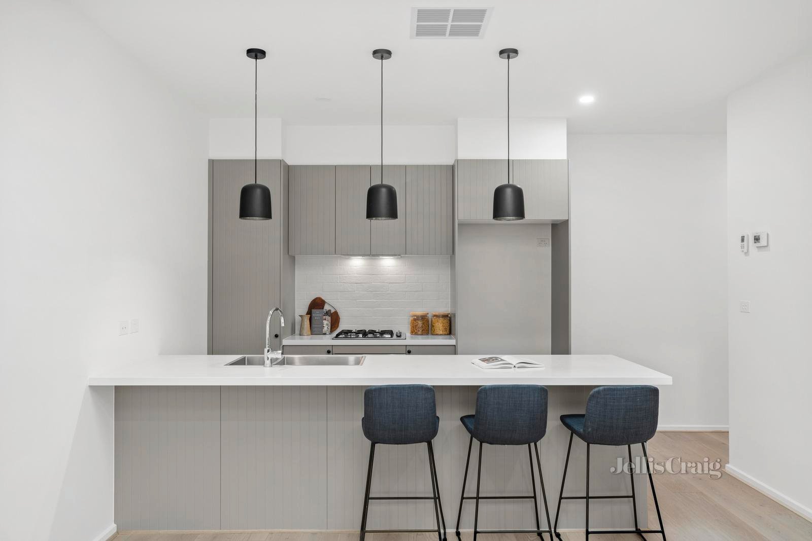 4B Anslow Street, Woodend image 2