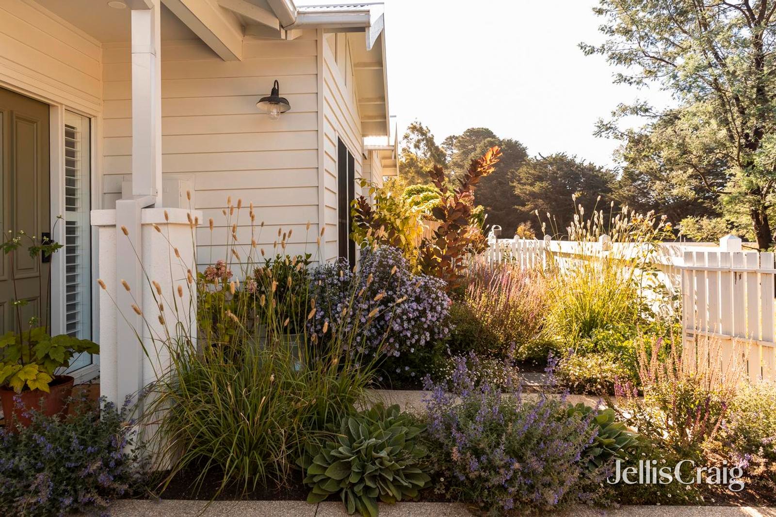 4B Anslow Street, Woodend image 2