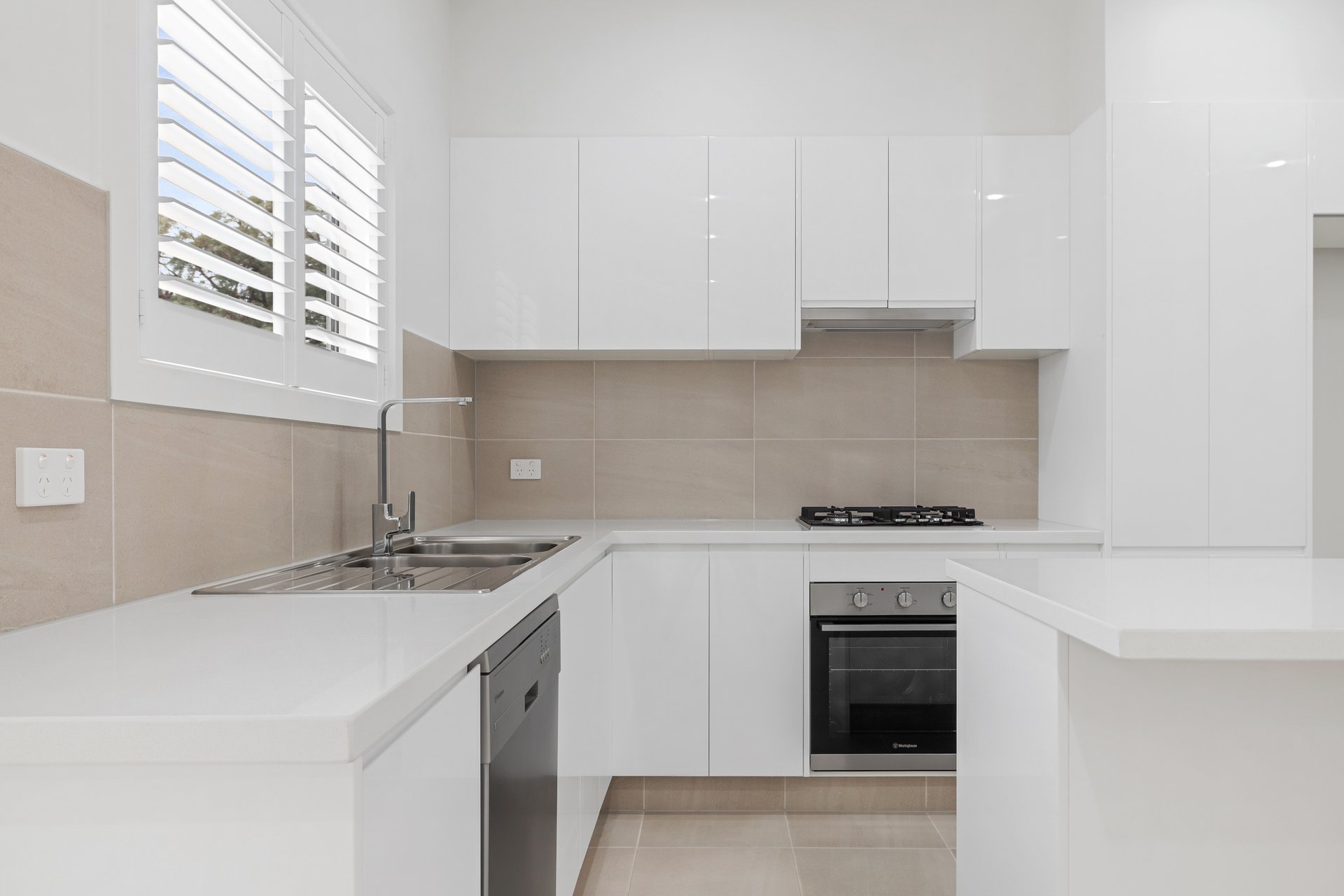 4B Kevin Court, Kilsyth image 5