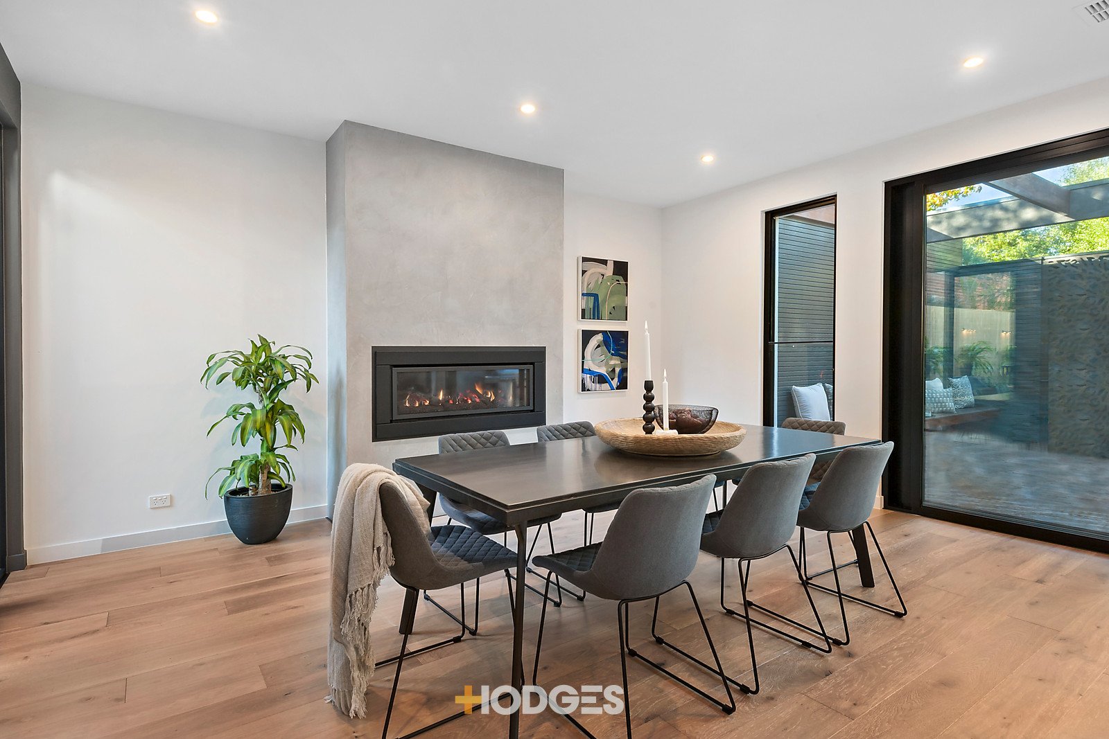 4b Mariemont Avenue Beaumaris