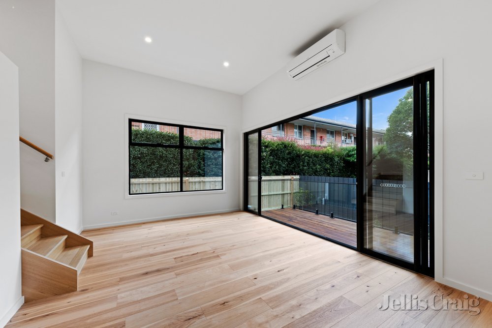 4B Rocke Street, Ivanhoe image 5