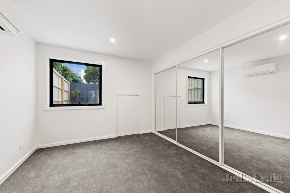 4B Rocke Street, Ivanhoe image 6