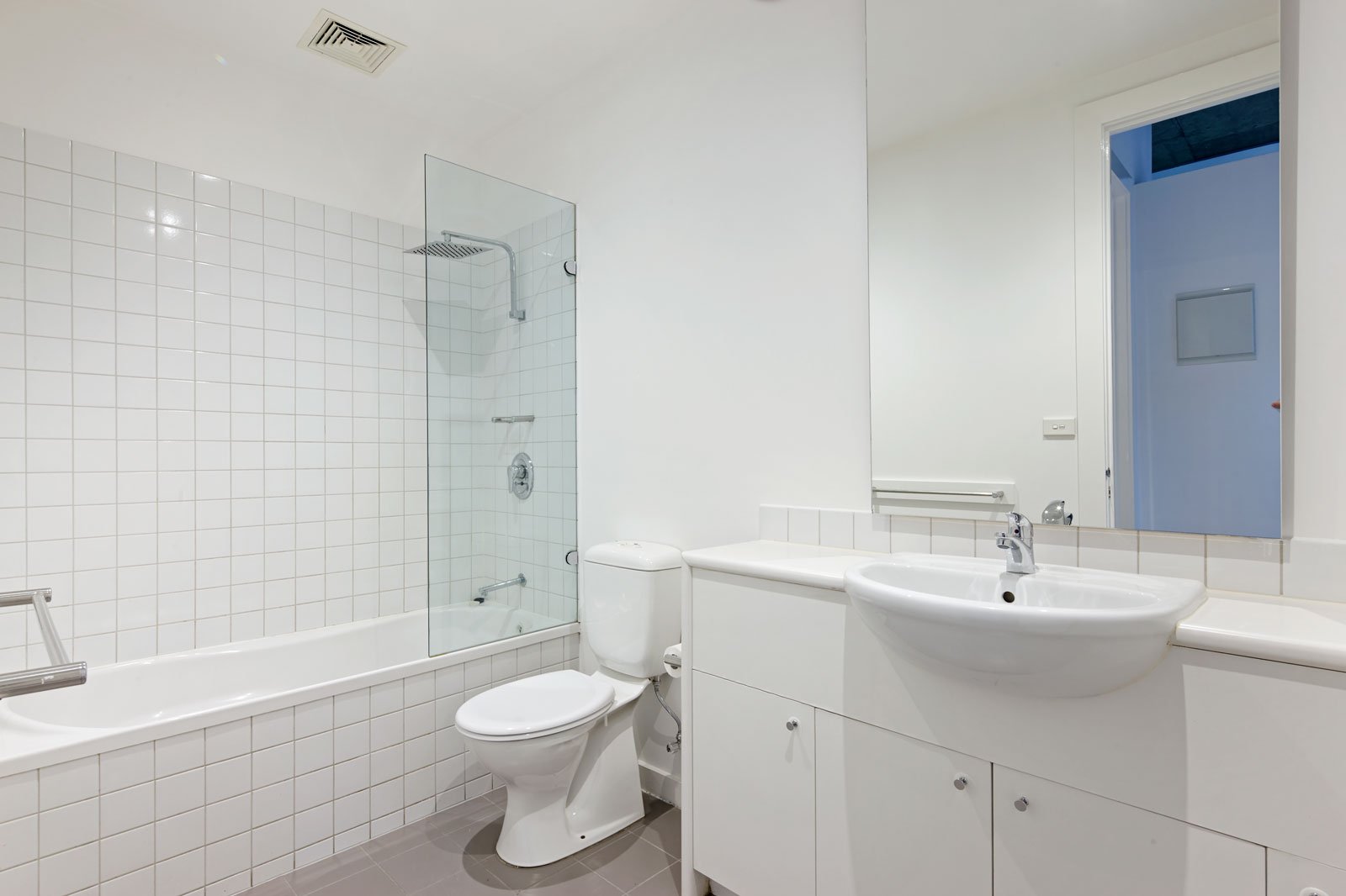 4b/18 Albert Road, South Melbourne image 6