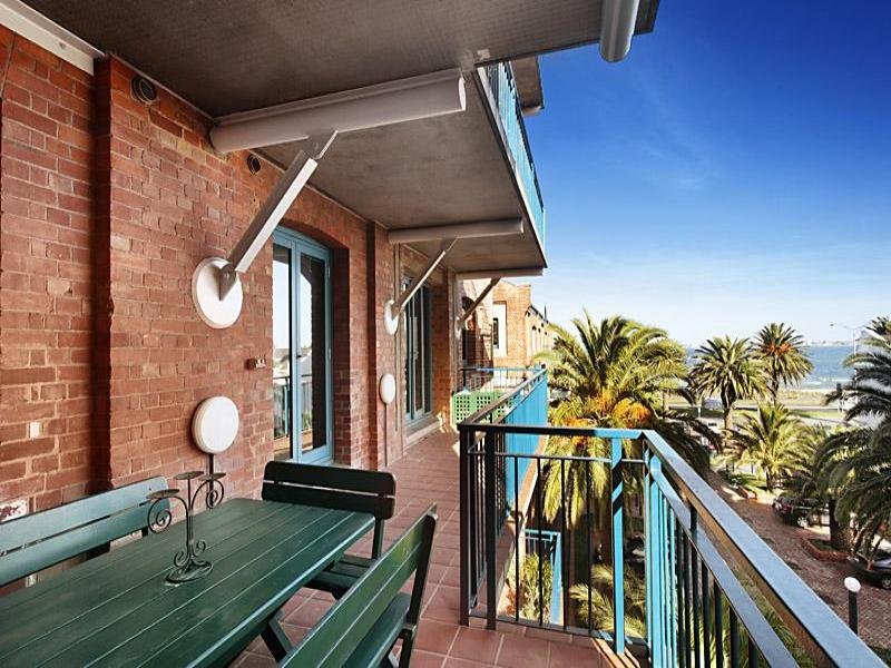 4B/9 Beach Street, PORT MELBOURNE VIC 3207