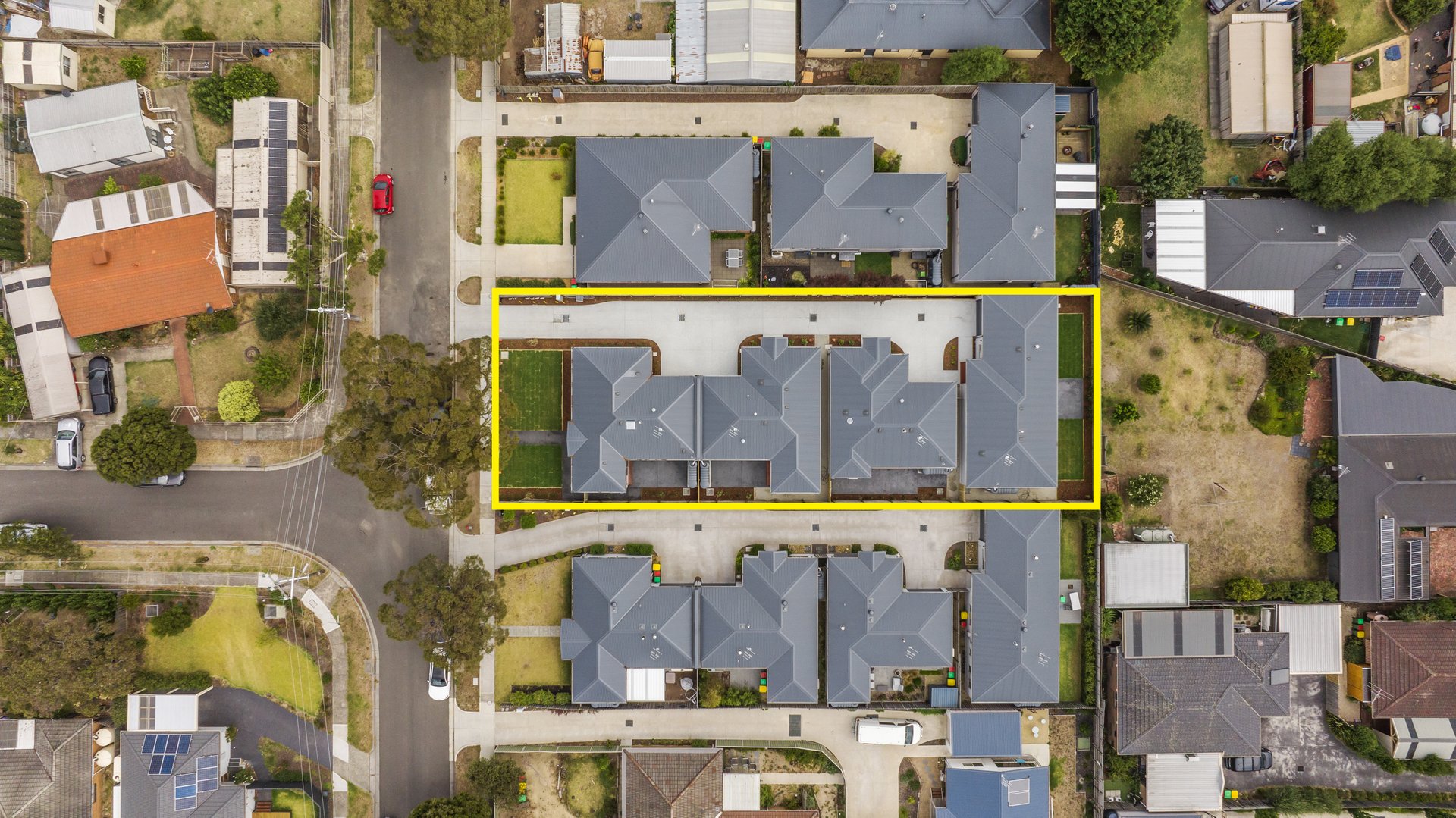 4C Kevin Court, Kilsyth image 10