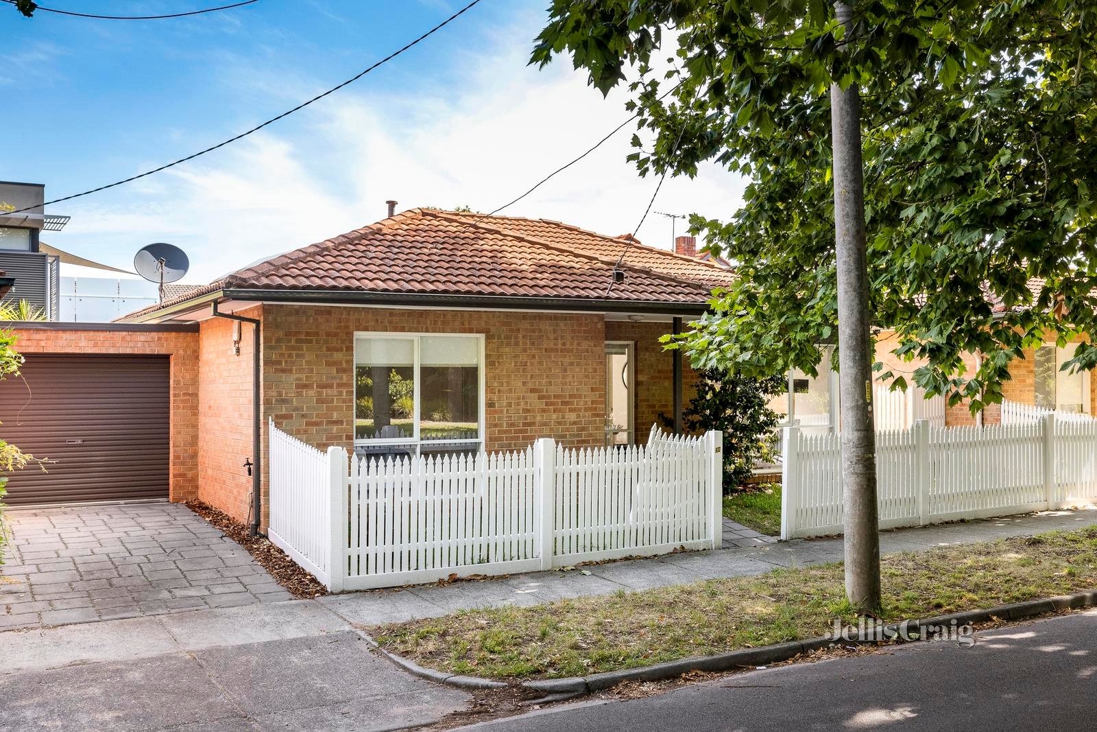 4D Oakleigh Road, Ormond image 1