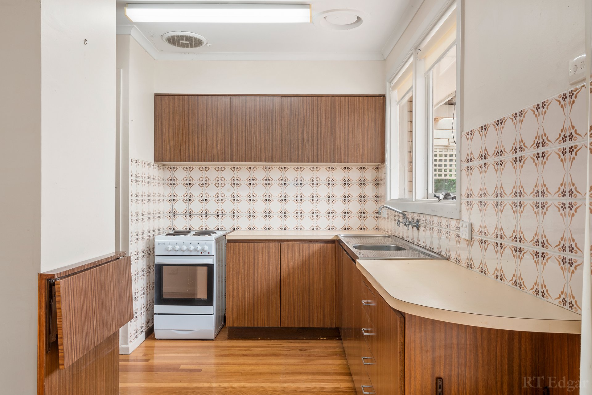 Property Gallery Thumbnail 7