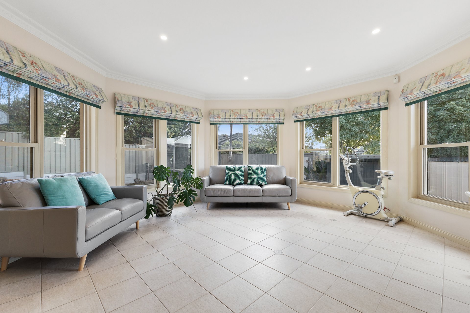 5 Adele Close, Wheelers Hill image 5
