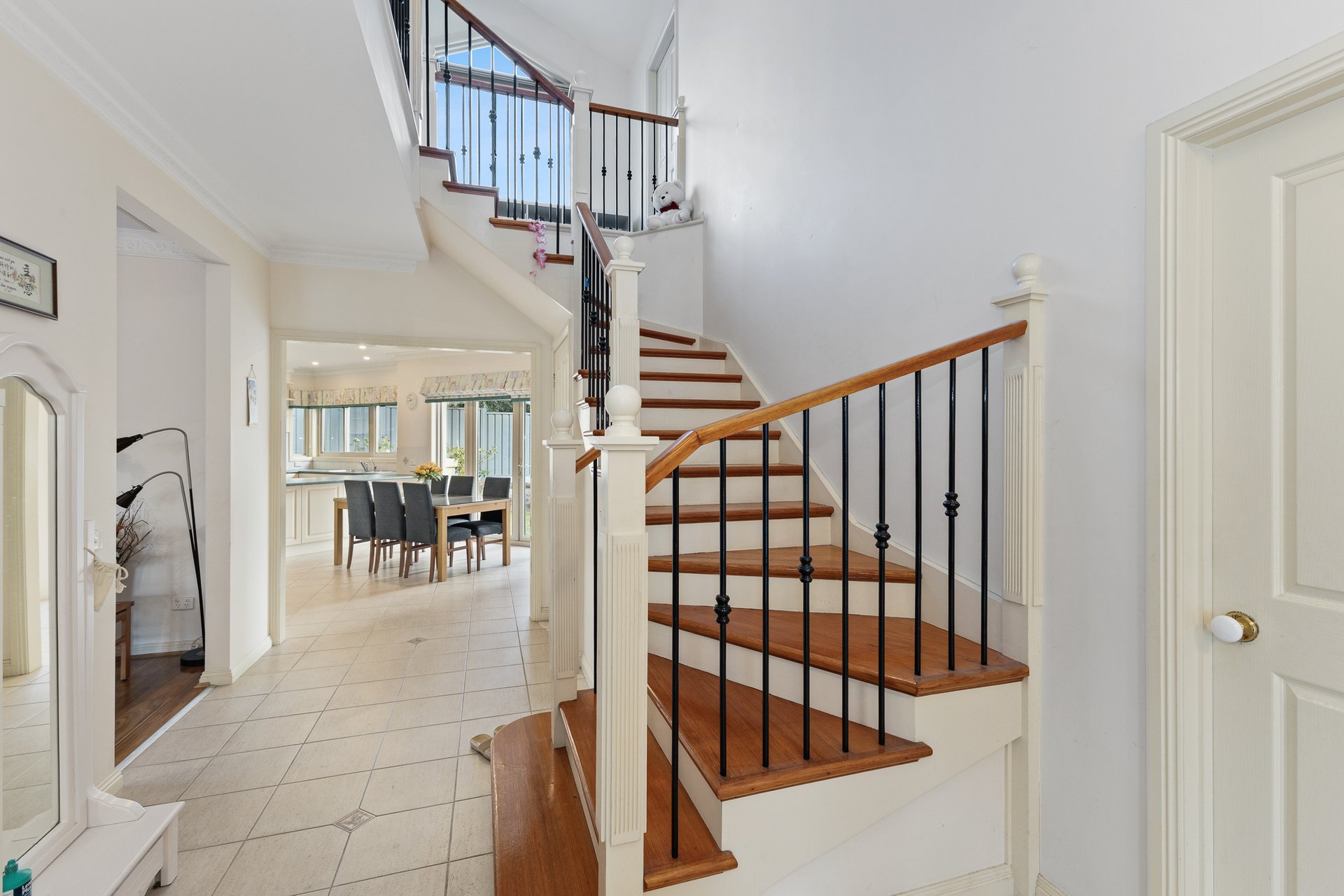 5 Adele Close, Wheelers Hill image 6