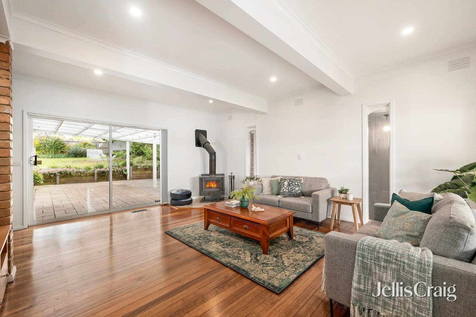 5 Allambi Road, Chirnside Park image 2