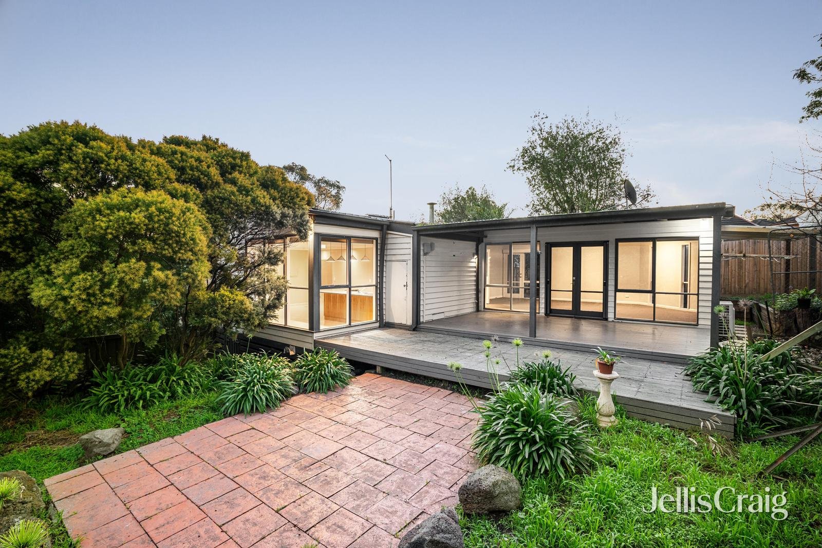 5 Alma Street, Lower&nbsp;Plenty image 13