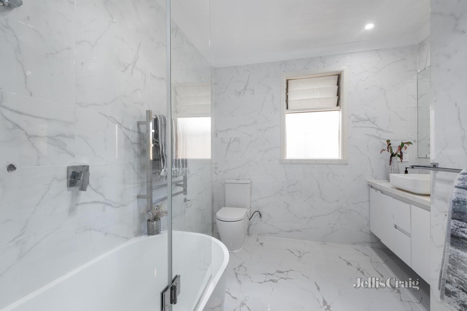 5 Alpha Street, Balwyn North image 7