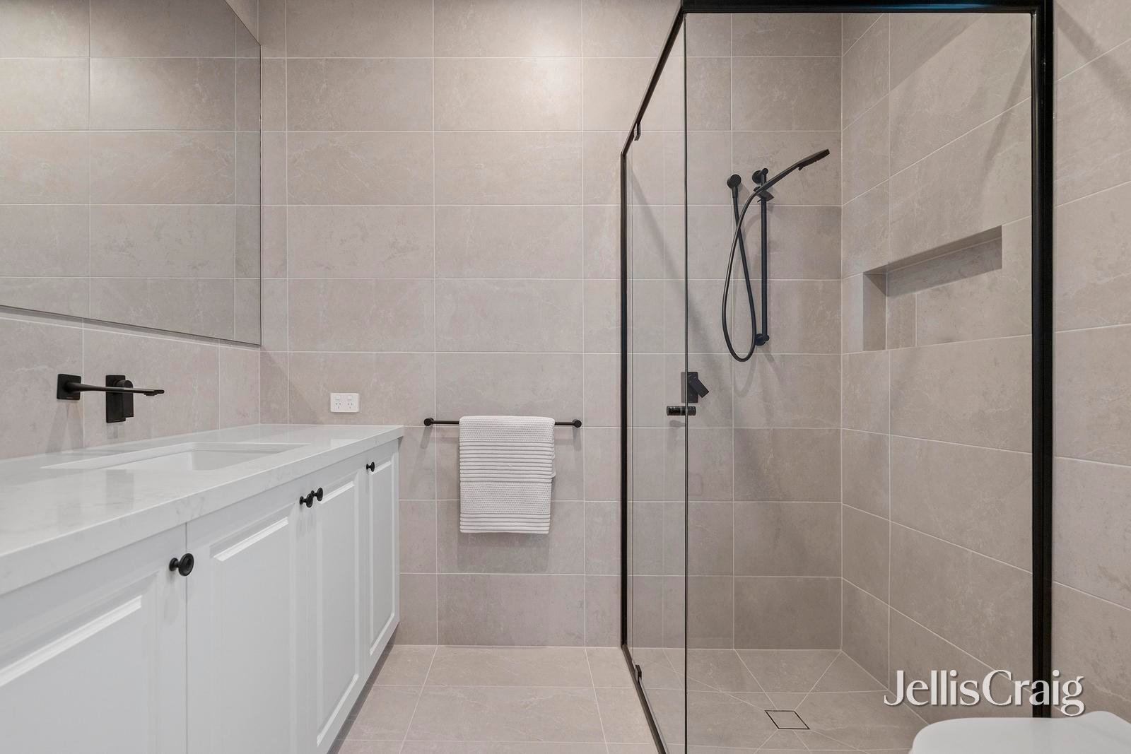 5 Aminga Avenue, Doncaster&nbsp;East image 13