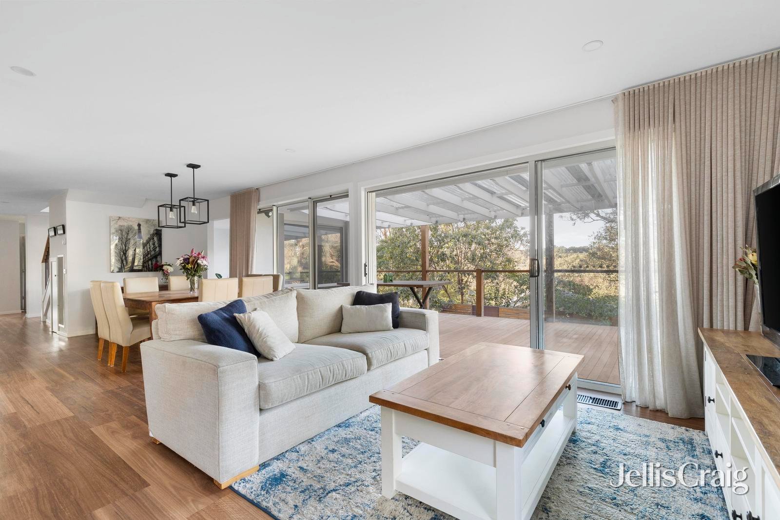 5 Ancona Court, Eltham image 7