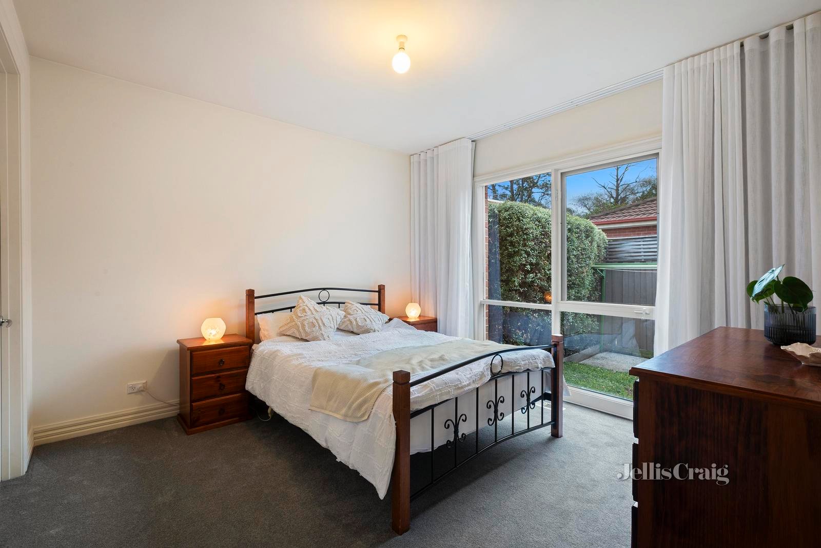 5 Anderson Avenue, Bentleigh East image 6