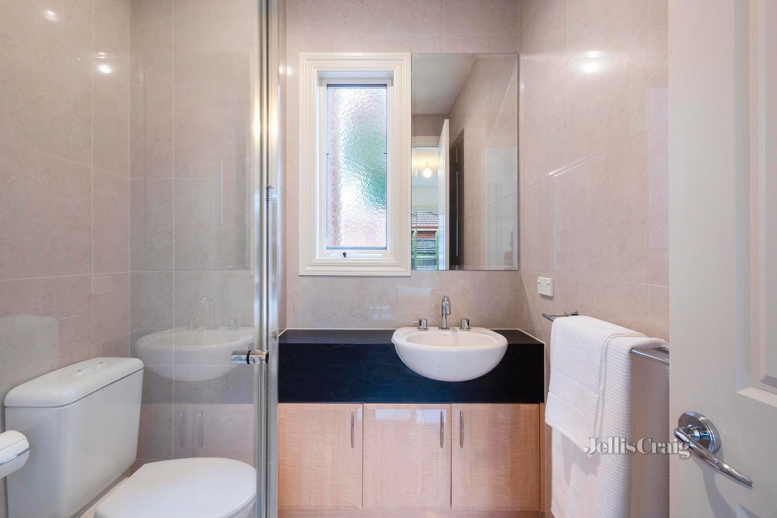 5 Anderson Avenue, Bentleigh East image 11