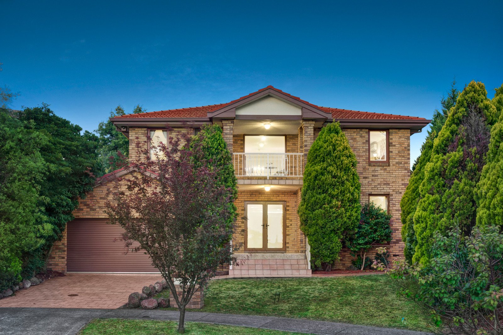 5 Arnott Court, Wheelers Hill image 1