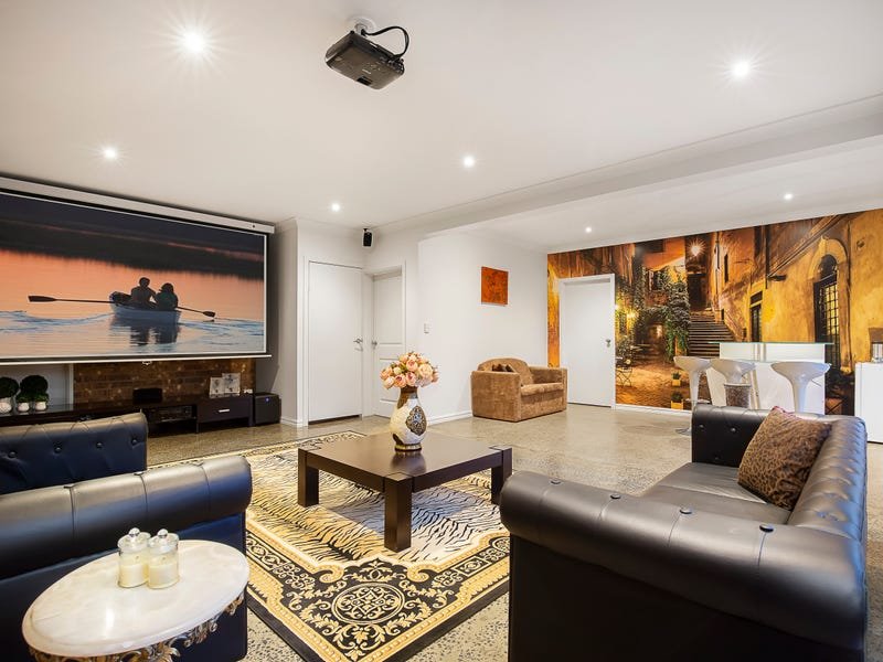 Property Gallery Thumbnail 4