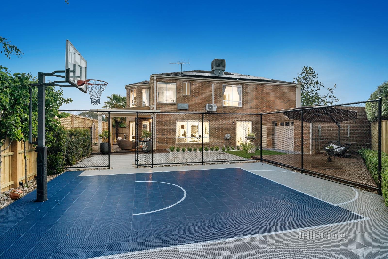 5 Augustus Rise, Templestowe image 15