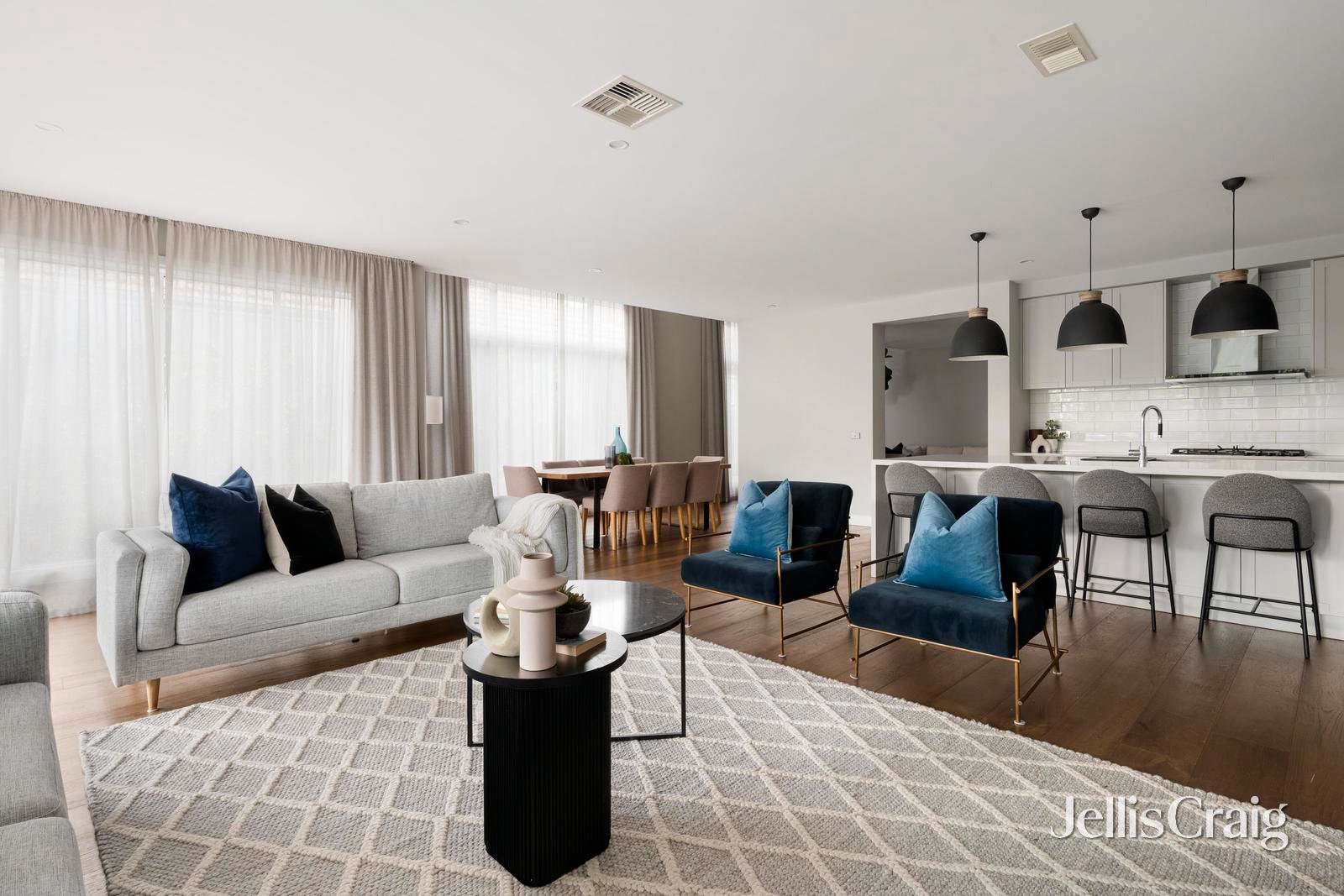 5 Avondale Street, Hampton image 5