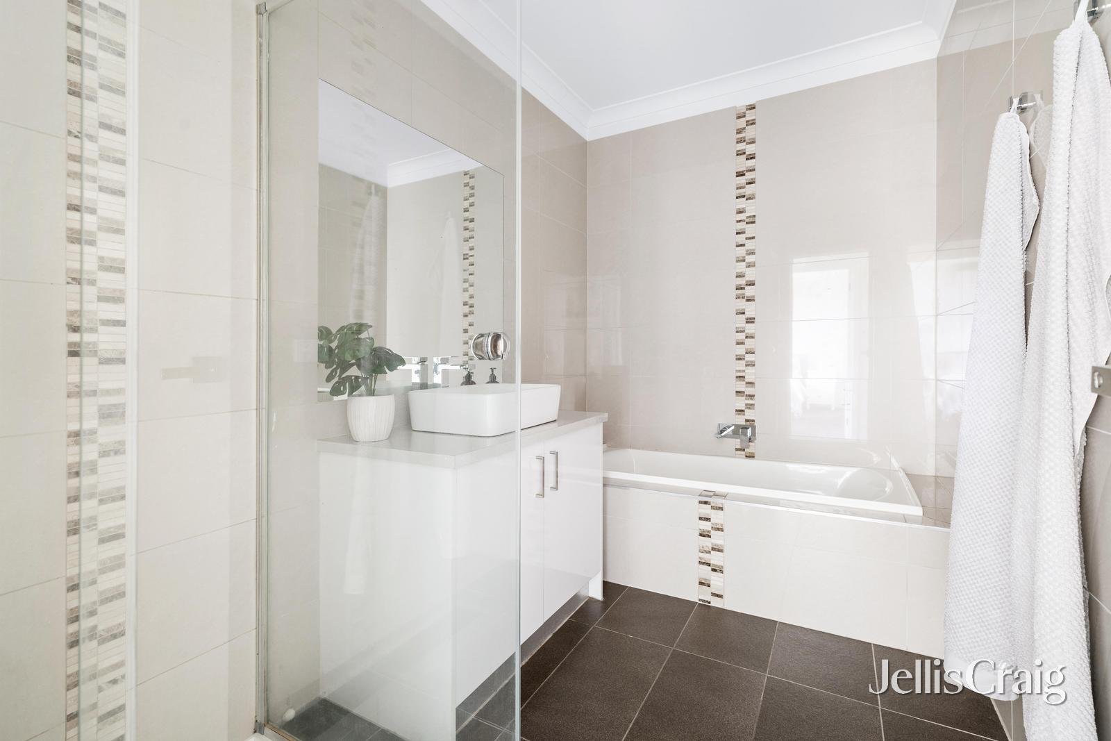 5 Ayr Court, Briar&nbsp;Hill image 11