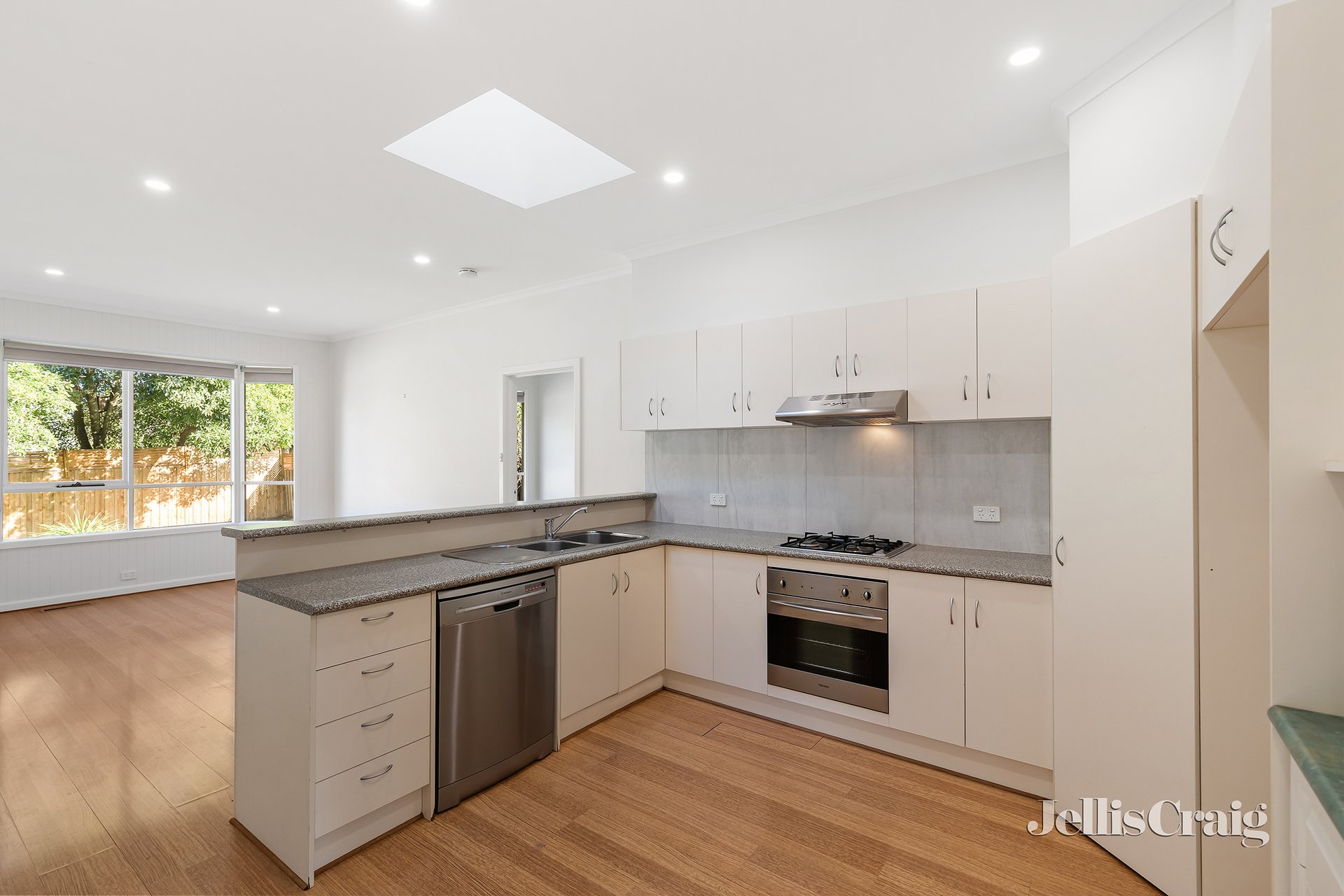 5 Bahen Court, Watsonia image 2