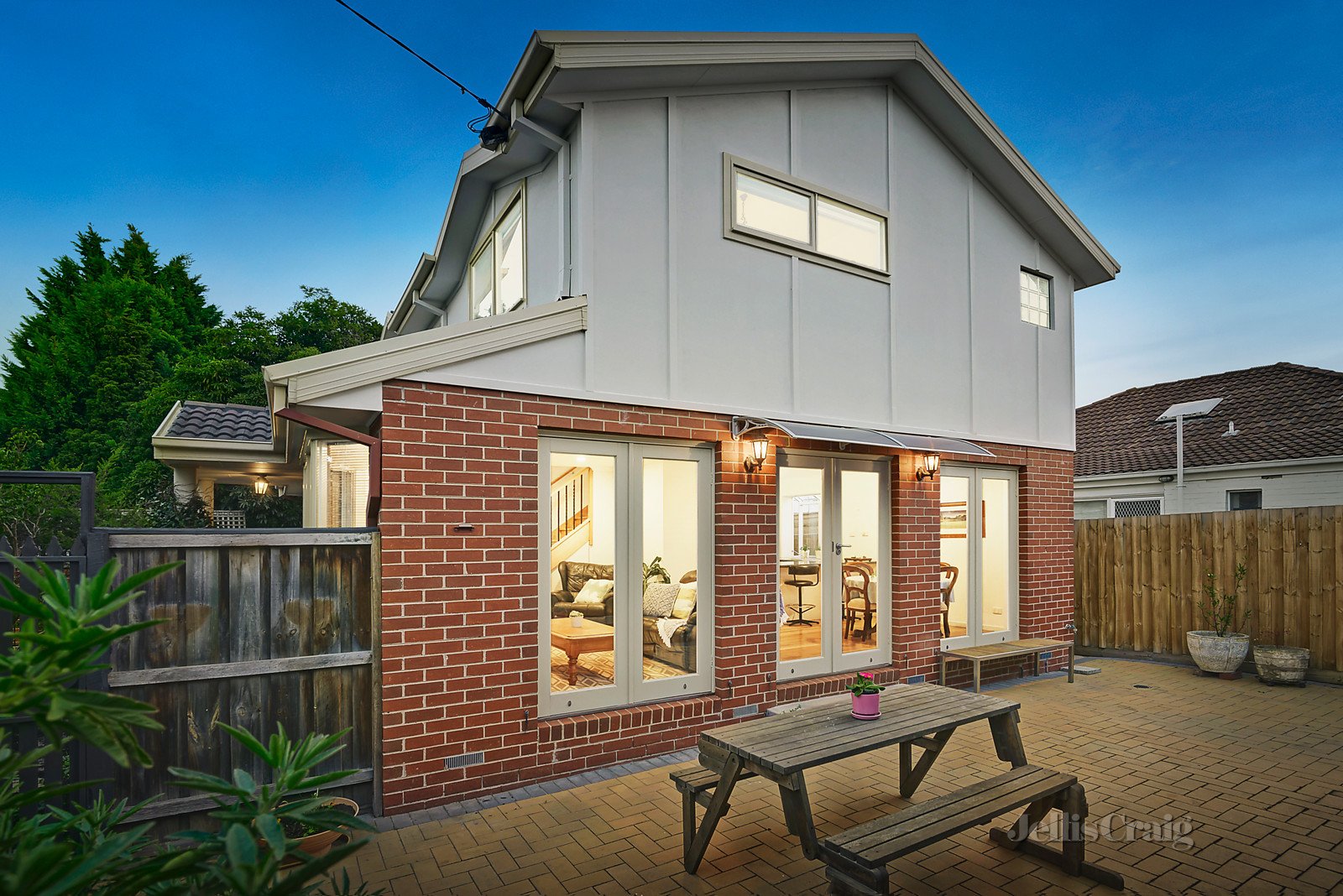 5 Balmoral Avenue, Bentleigh image 8