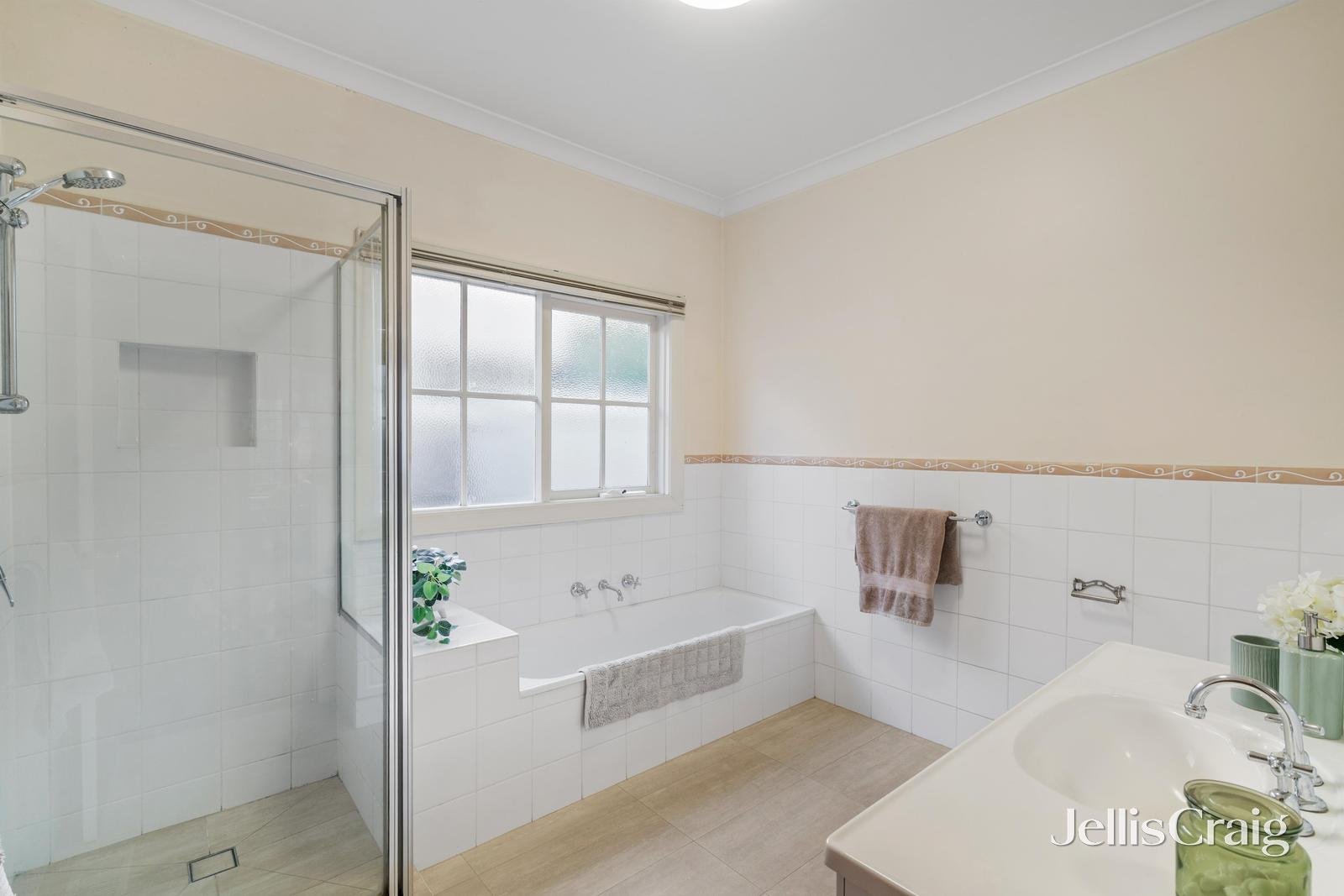 5 Bellevue Avenue, Malvern East image 11