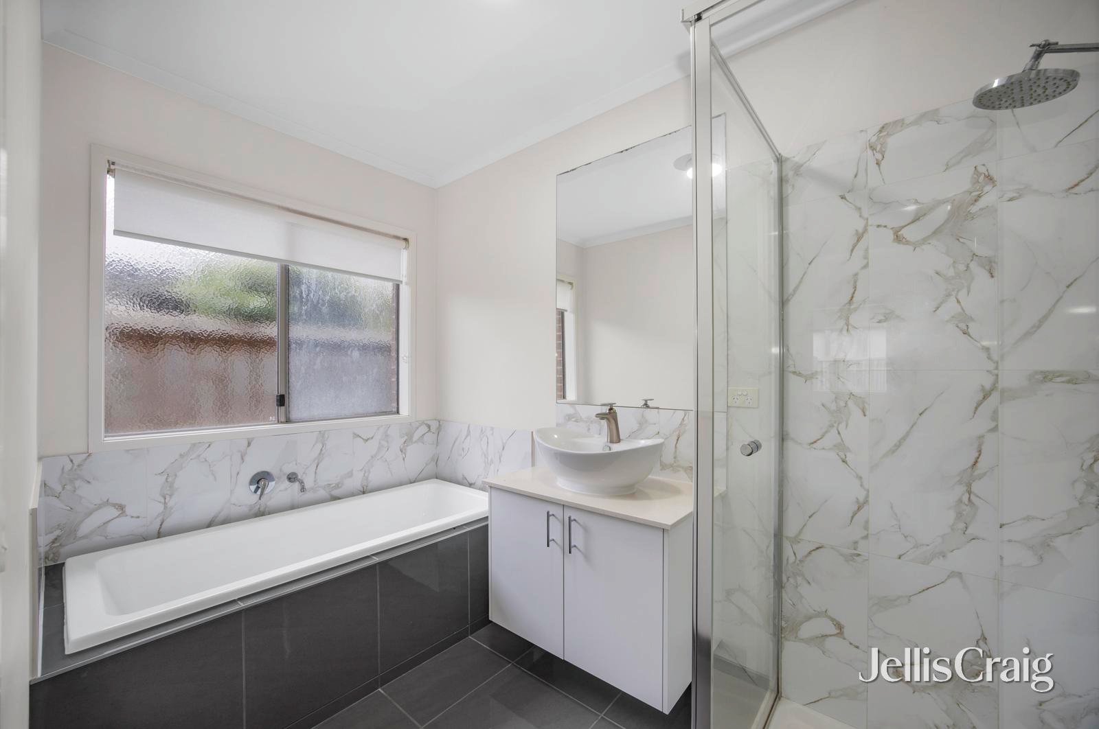 5 Bellington Drive, Alfredton image 8