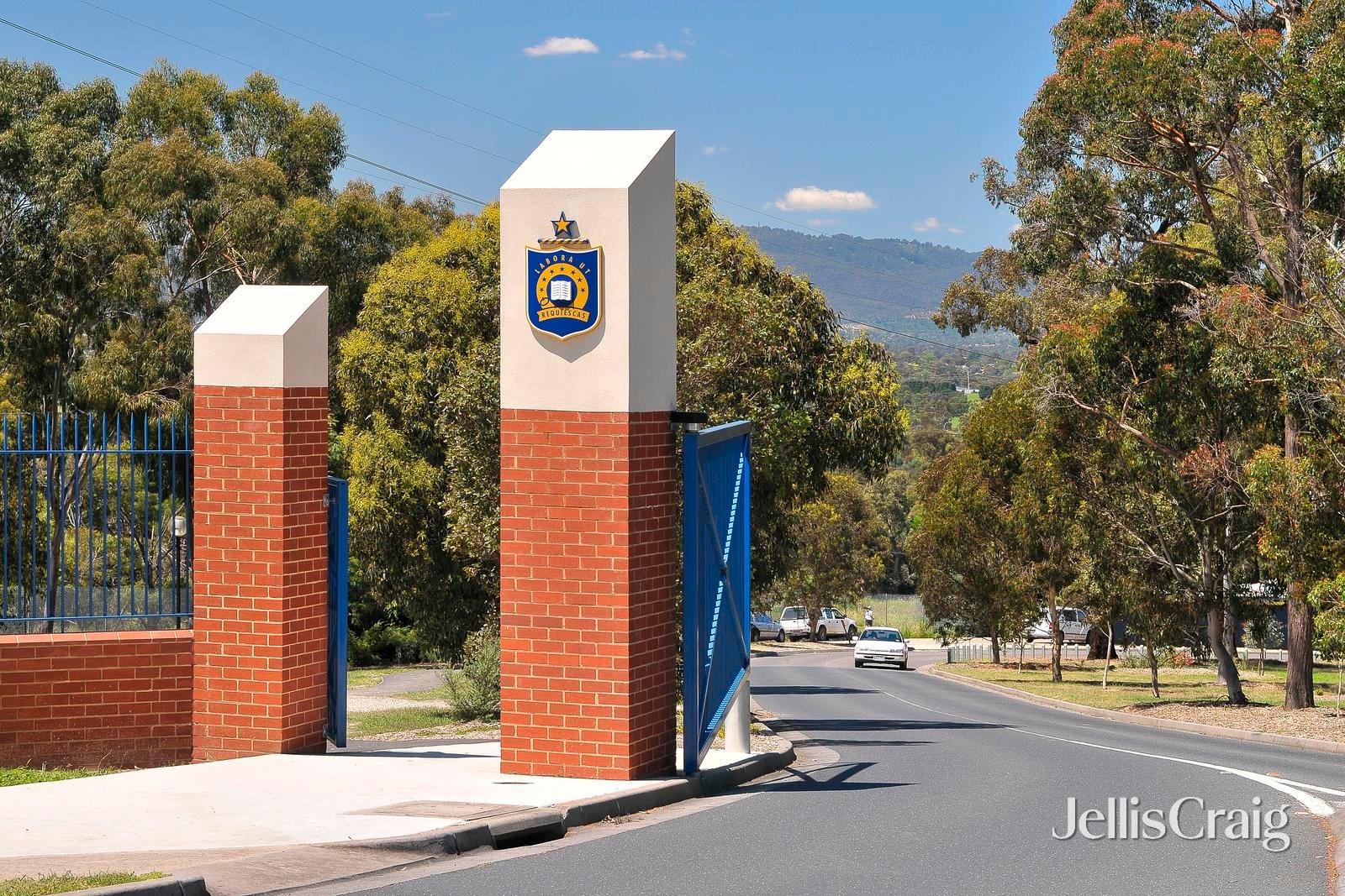 5 Belvedere Avenue, Wheelers Hill image 23