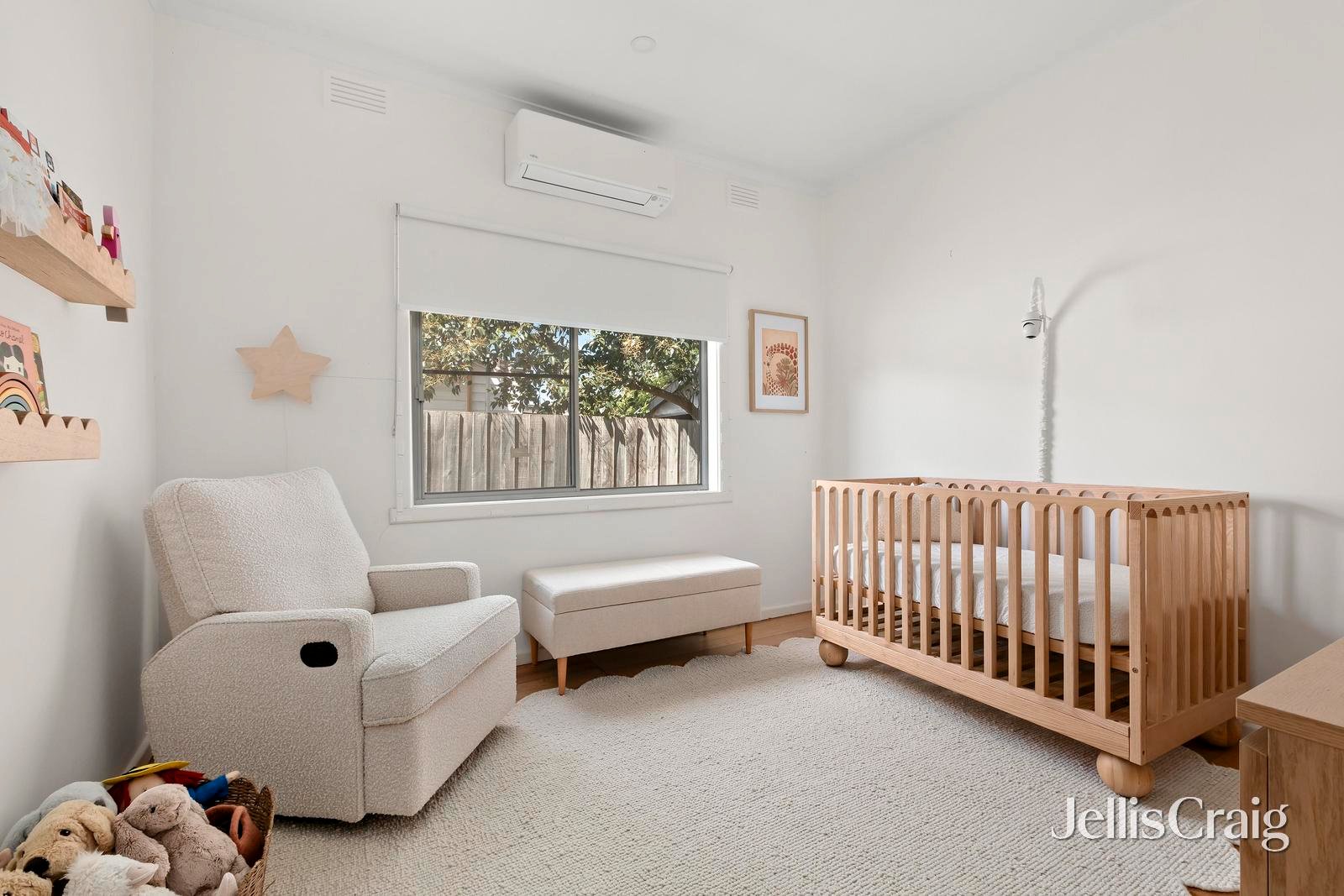 5 Berembong Drive, Keilor East image 7