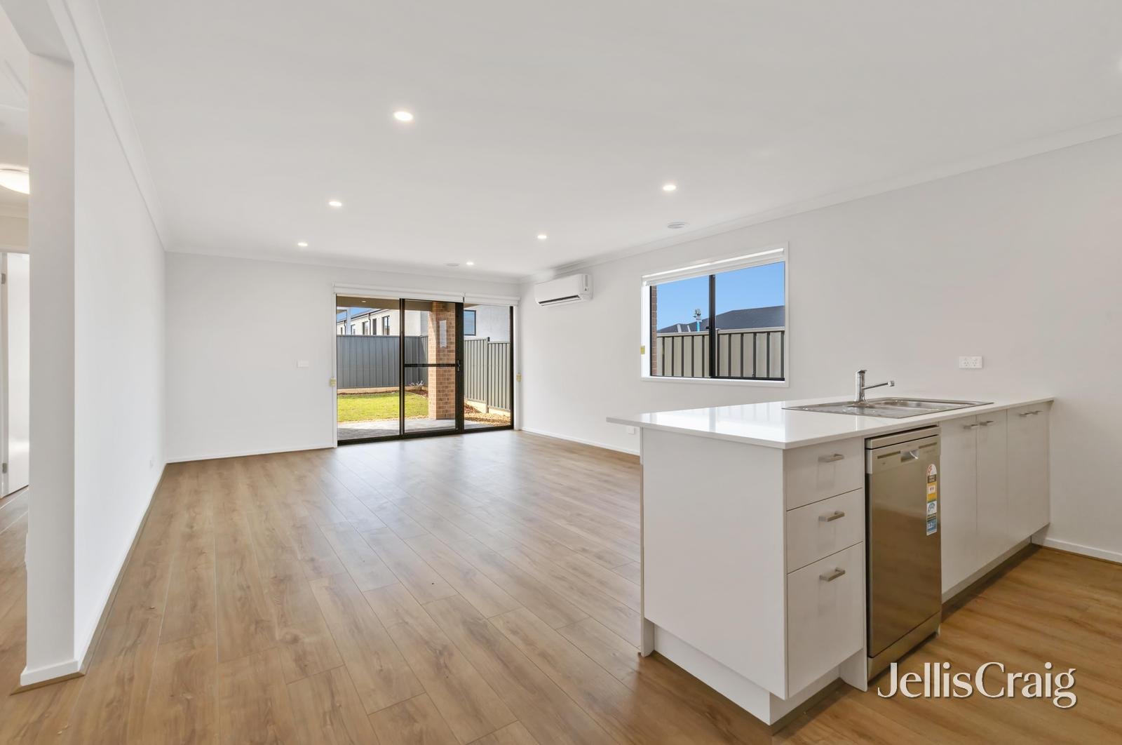 5 Betteridge Street, Lucas image 7