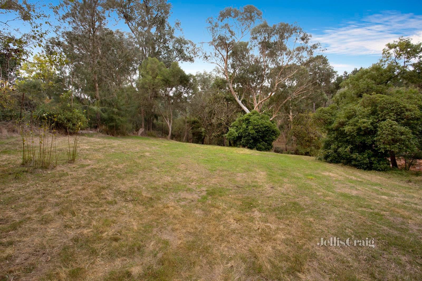 5 Bingley Avenue, Hurstbridge image 12