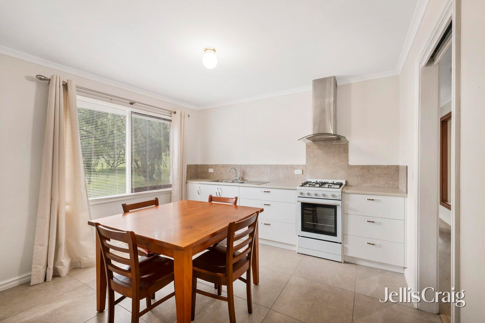 5 Birdwood Avenue, Healesville image 11