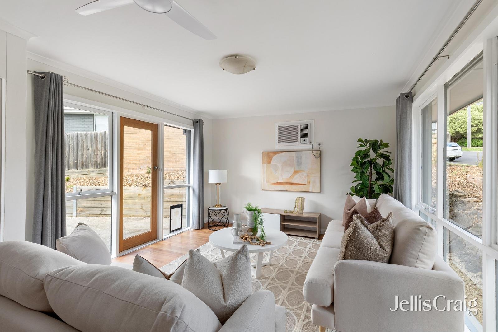 5 Bishop Avenue, Diamond Creek image 2