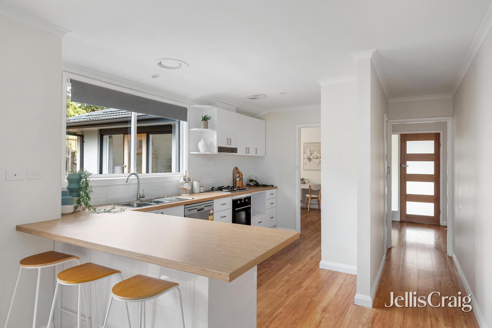 5 Bishop Avenue, Diamond Creek image 3