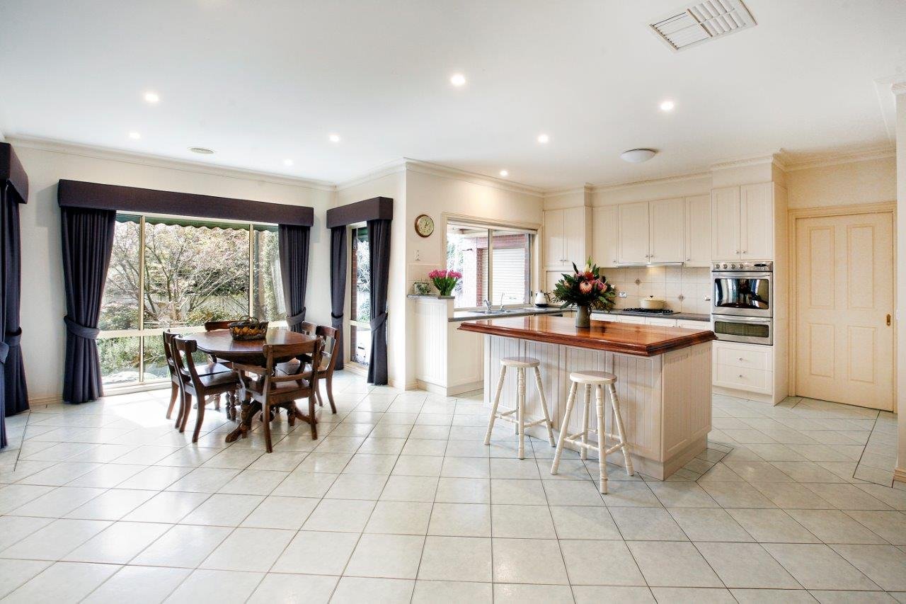 Property Gallery Thumbnail 3