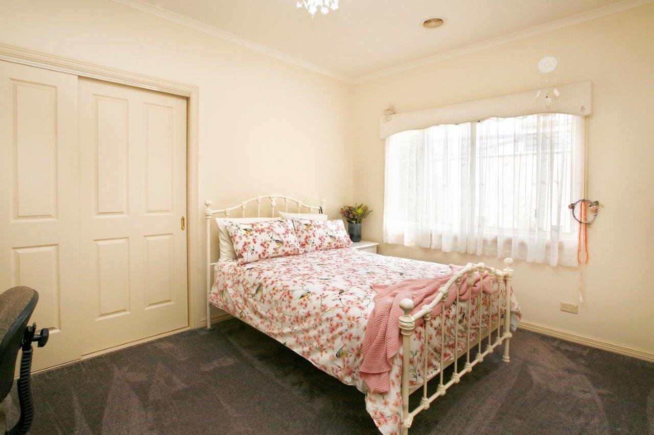 Property Gallery Thumbnail 10