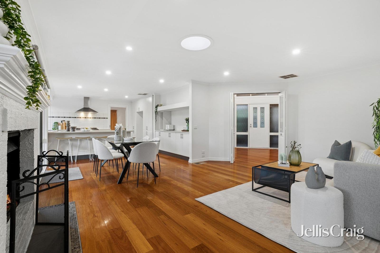 5 Bramber Court, Templestowe image 5