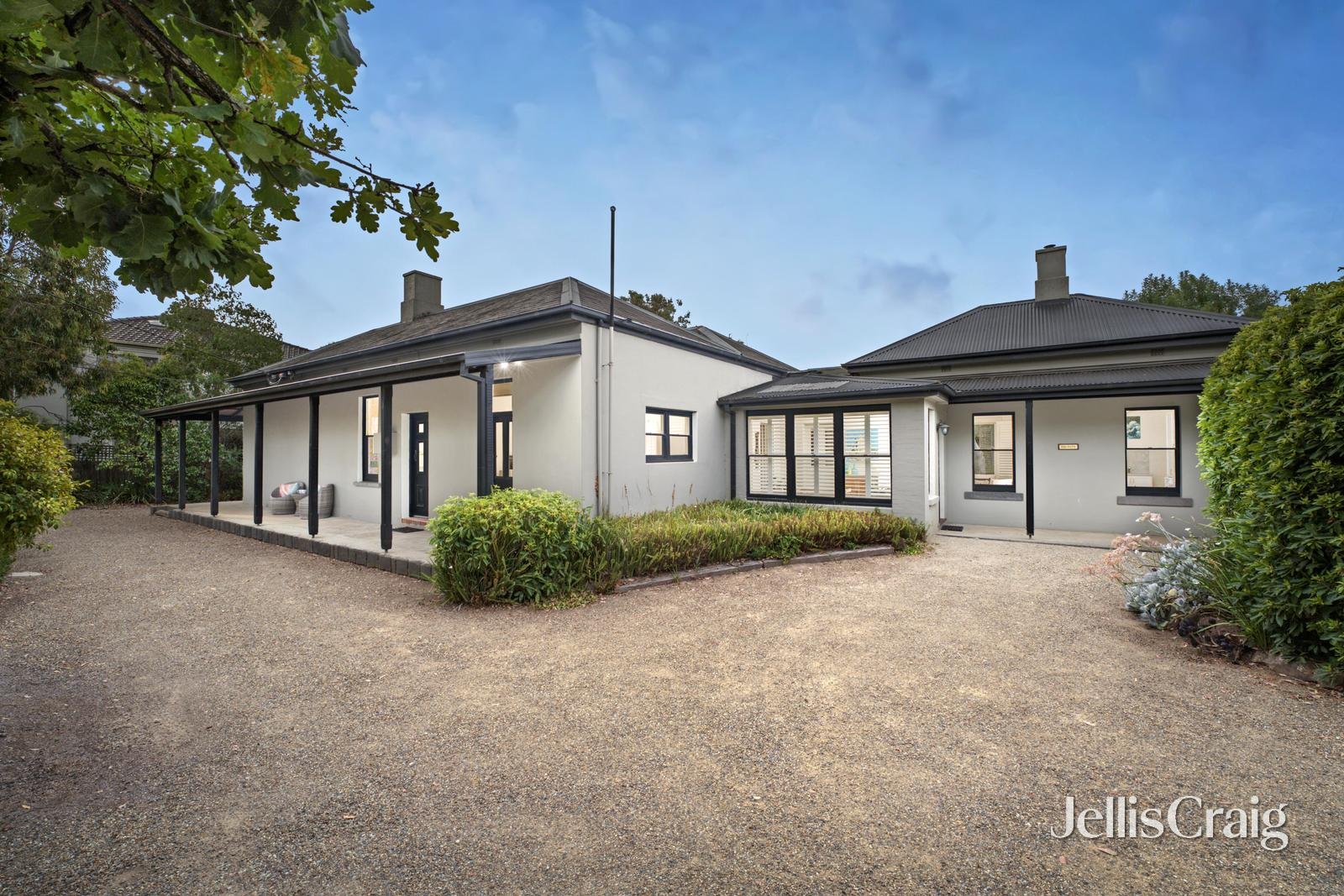 5 Bronte Avenue, Burwood image 2