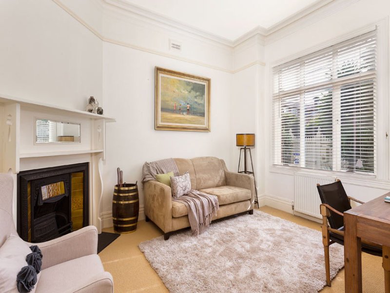 5 Byron Street, Elwood image 4