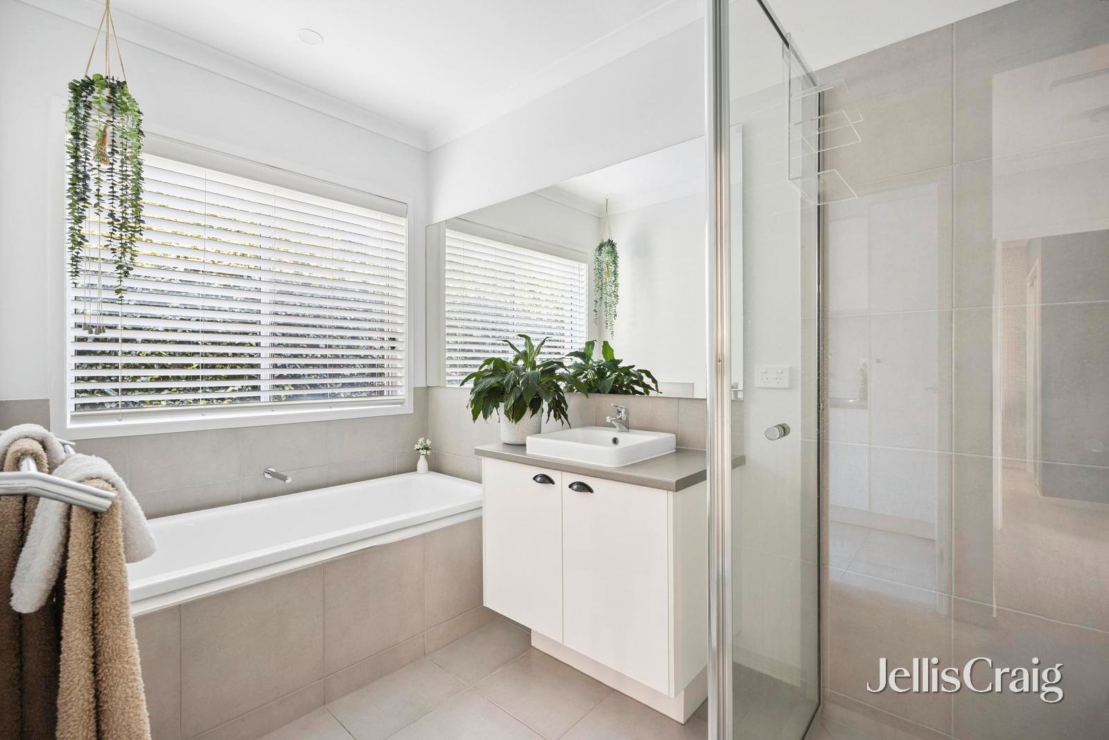 5 Cadence Avenue, Lara image 13