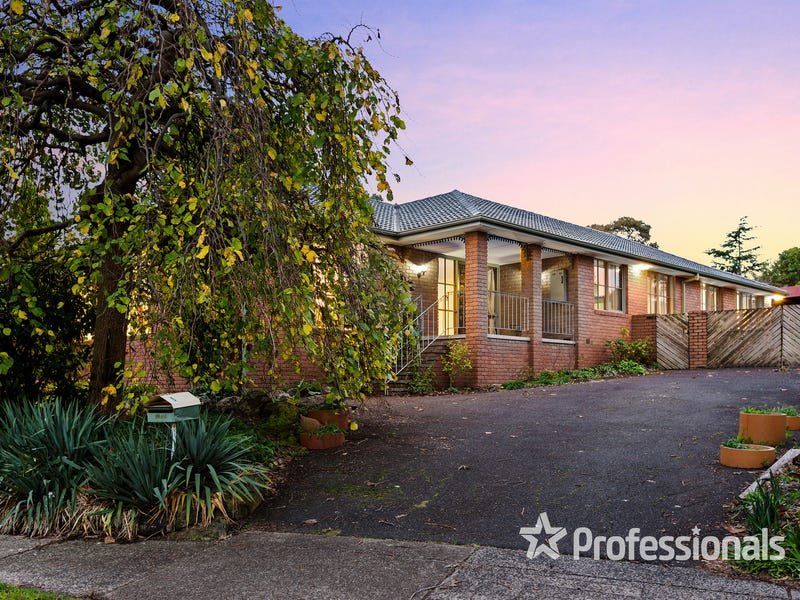 5 Caldera Court, Mooroolbark image 2