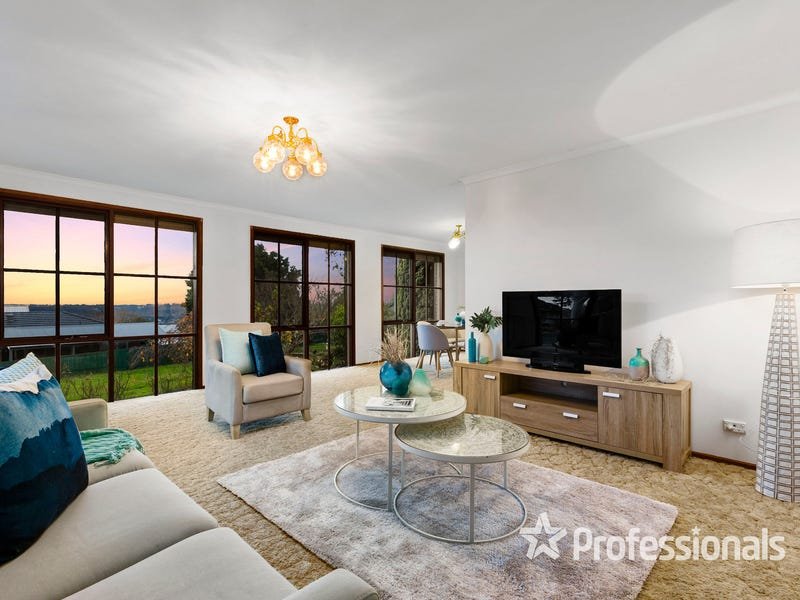 5 Caldera Court, Mooroolbark image 3