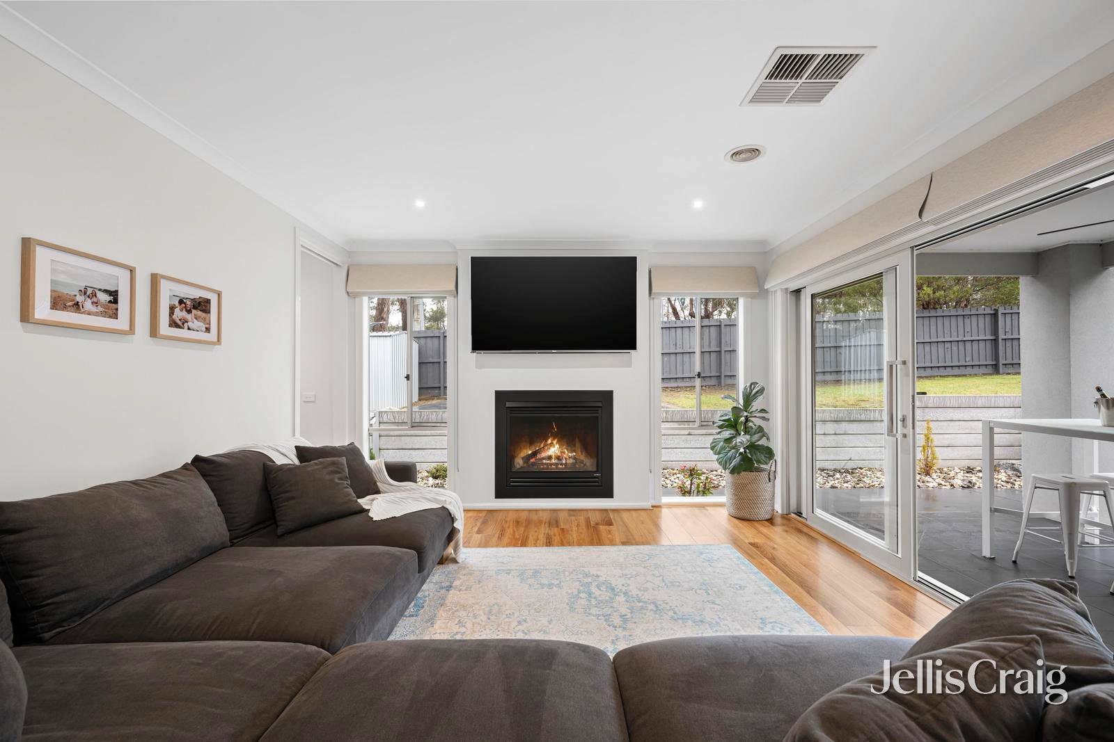 5 Capra Drive, Mooroolbark image 2