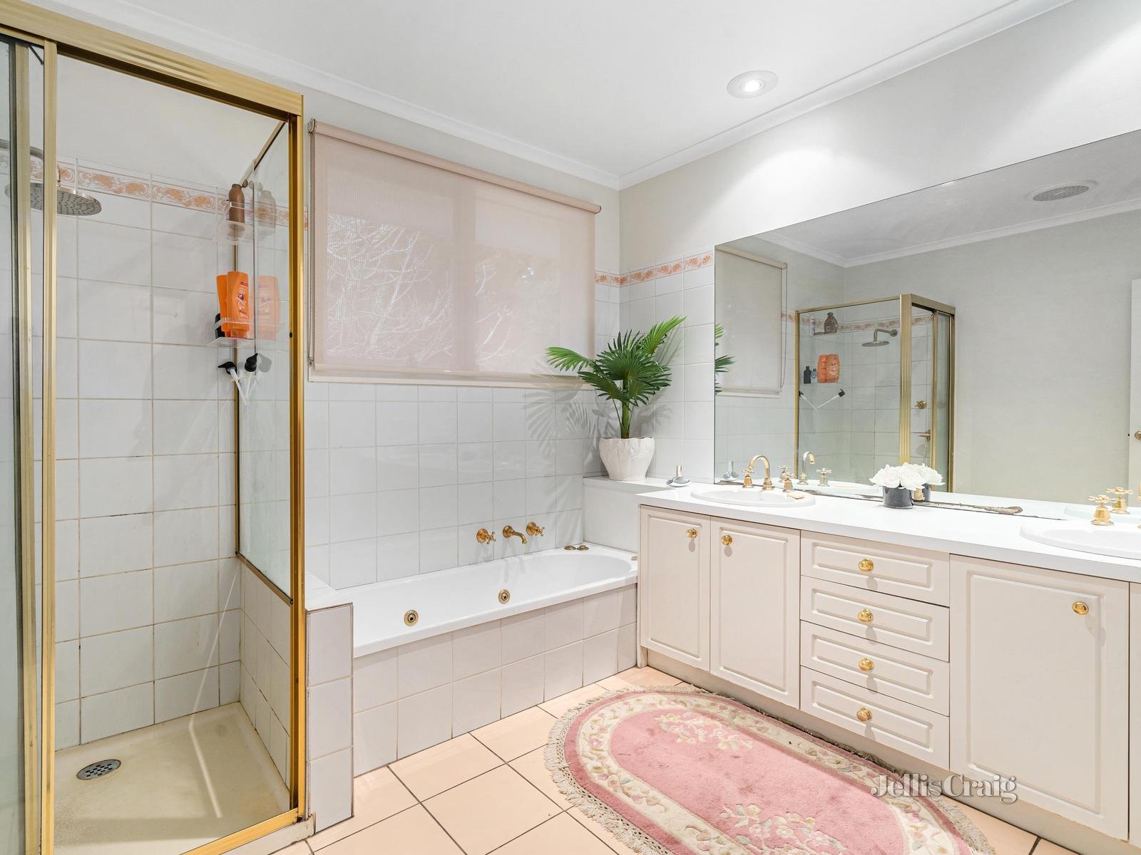 5 Caprice Court, Templestowe image 9