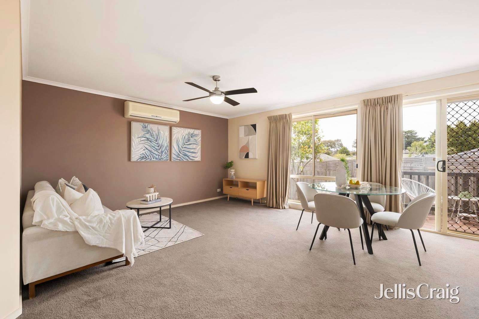 5 Carly Court, Croydon North image 3