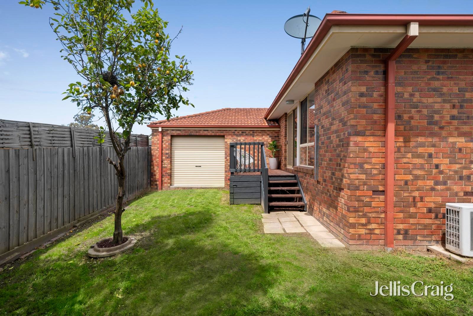 5 Carly Court, Croydon North image 11
