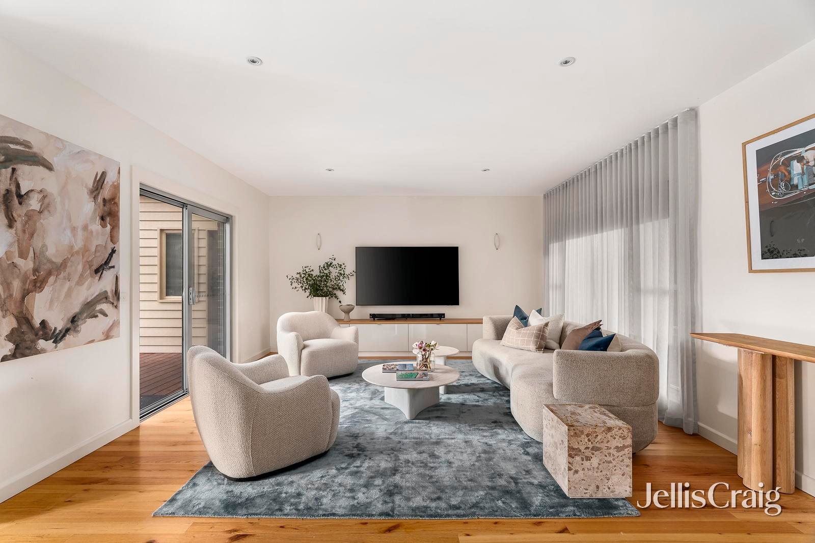 5 Carolyn Street, Hampton image 2